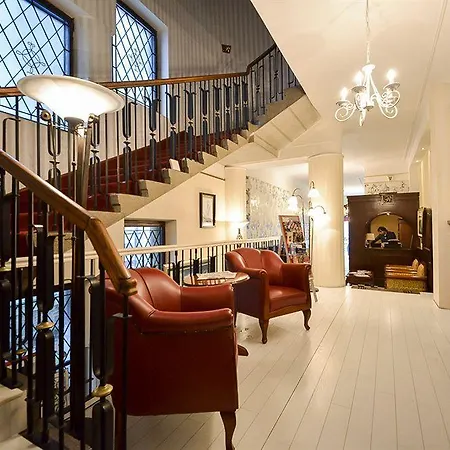 Rezime Civilization Hotel Belgrade